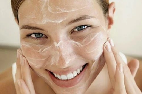 Consejos para aplicar correctamente las cremas faciales