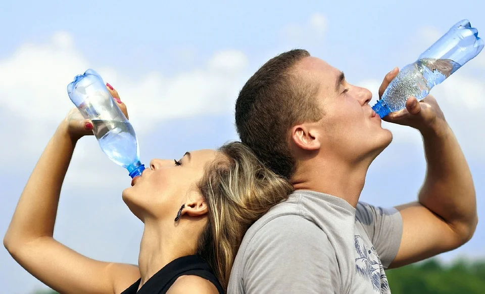 Ventajas estéticas de beber suficiente agua