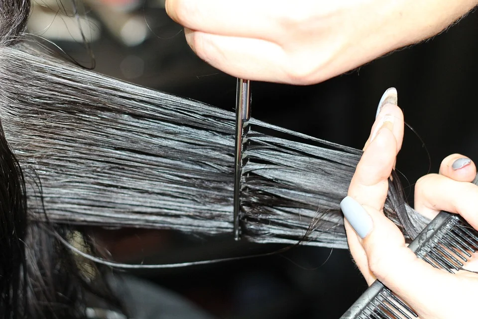 Razones para cortarse el pelo antes del verano