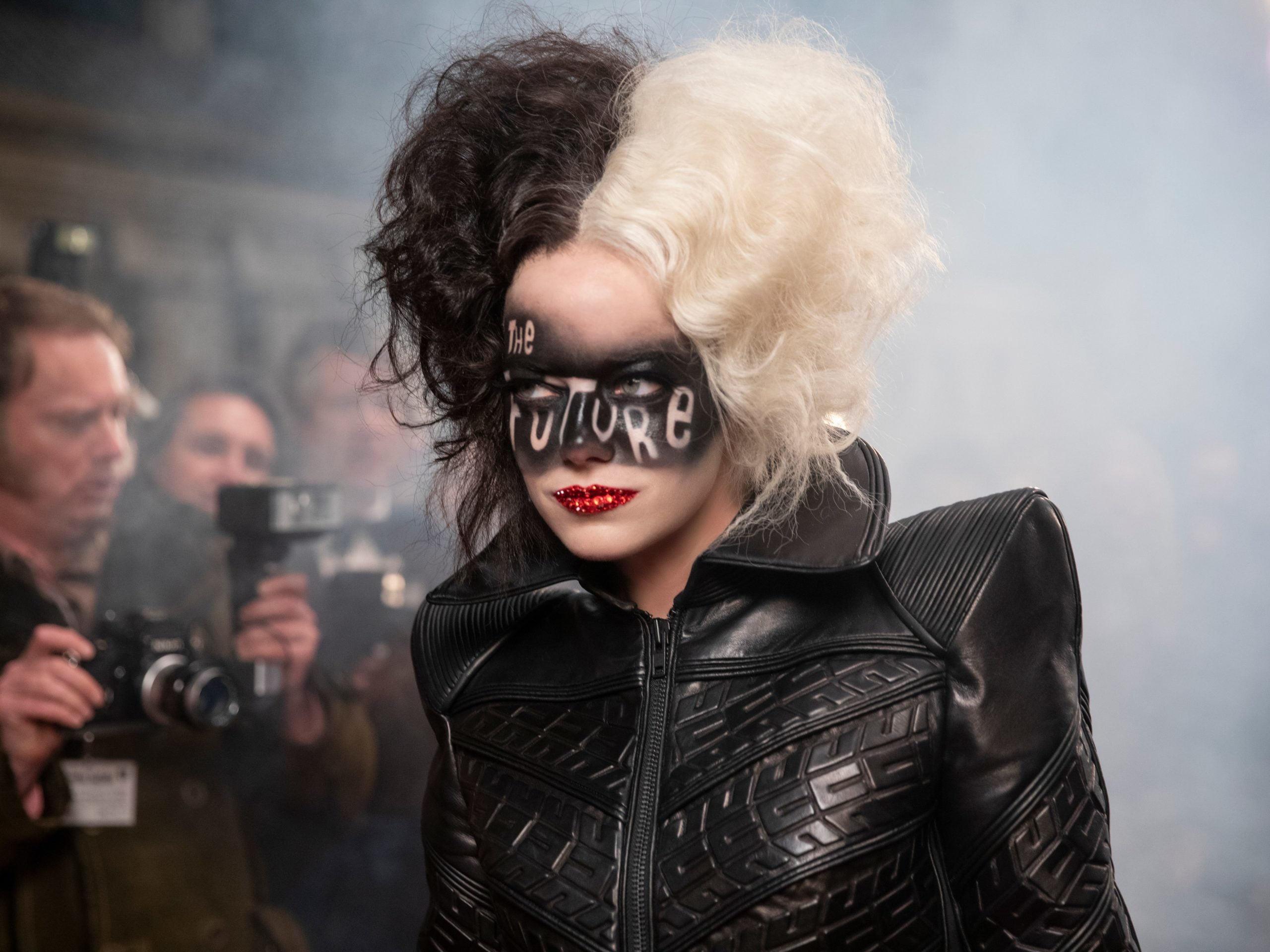 Cruella De Vil: vestuario, peinado y maquillaje de Cruella Demon