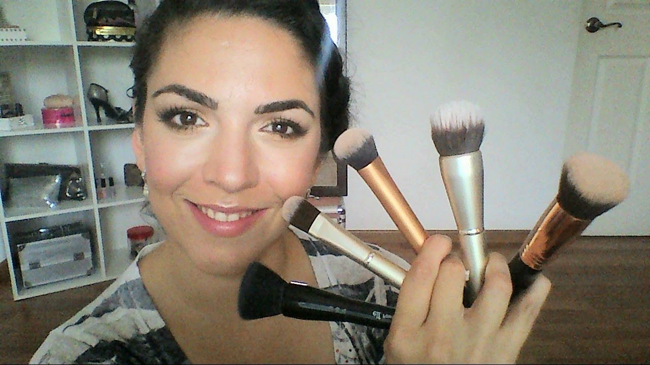 Las mejores brochas para base de maquillaje Elf